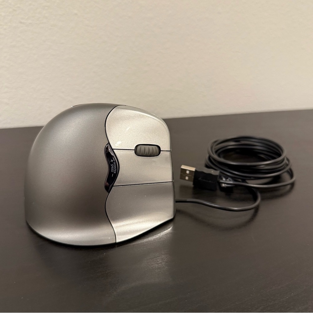 Evoluent Vertical Mouse Right